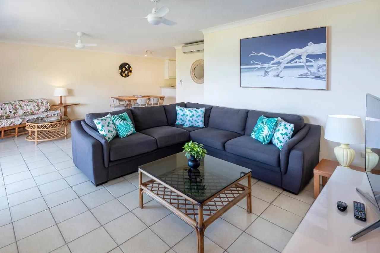 Poinciana 109 & Buggy Hamilton Island Apartment 0*,  Australia
